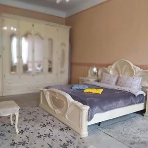 в самом центре столицы. Апартаменты